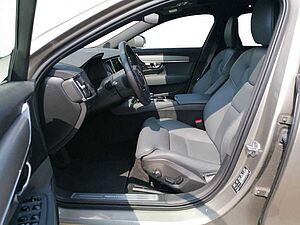 Volvo  Recharge  Plug-In Hybrid T8 AWD Inscription