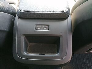 Volvo  D5 AWD Momentum Navi Leder R-Kamera, elekt