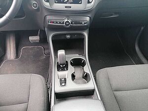 Volvo  Essential Recharge 2WD (129+82PS) Klimaa. ,