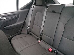 Volvo  Essential Recharge 2WD (129+82PS) Klimaa. ,