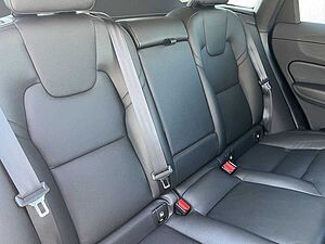 Volvo  2.0 Inscription AWD 235 PS, Leder, AHK, Win