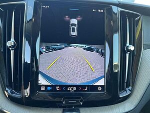 Volvo  2.0 Inscription AWD 235 PS, Leder, AHK, Win