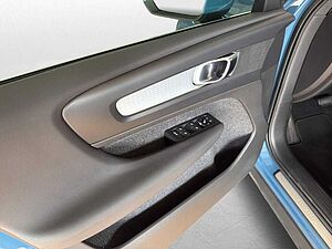 Volvo  Recharge Plug-in Hybrid MY23