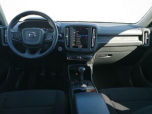 Volvo  Momentum Core, T2