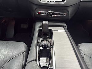 Volvo  B5 Mild-Hybrid Diesel AWD Automatikgetriebe