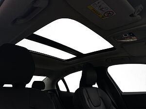 Volvo  T8 Ultimate Dark B & W 360Grad Sonderleasing