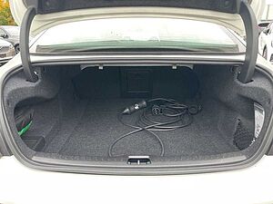 Volvo  T8 Ultimate Dark B & W 360Grad Sonderleasing