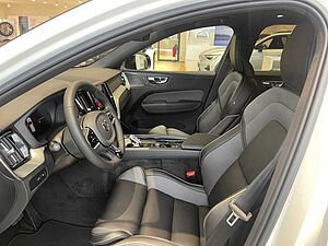 Volvo  Plus Dark T6 AWD 360° H/K AHK TH-LED