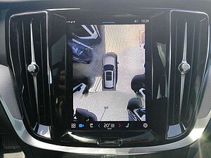 Volvo  B4 MildHybrid Plus Dark 360° PANO AHK TH-LED