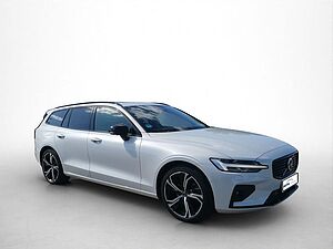 Volvo  B4 MildHybrid Plus Dark 360° PANO AHK TH-LED