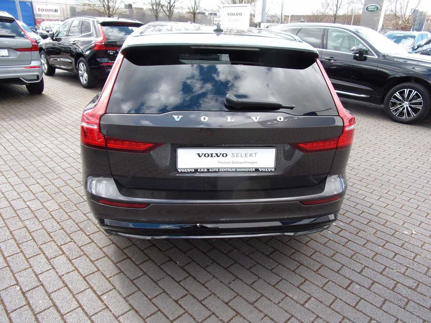 Volvo  B4  Kombi Plus Dark