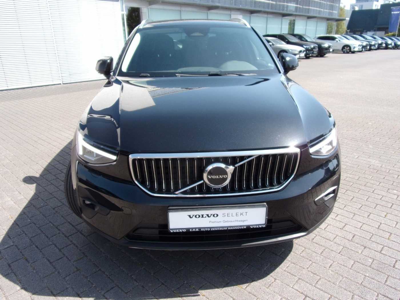 Volvo  B4 Plus Bright 2WD