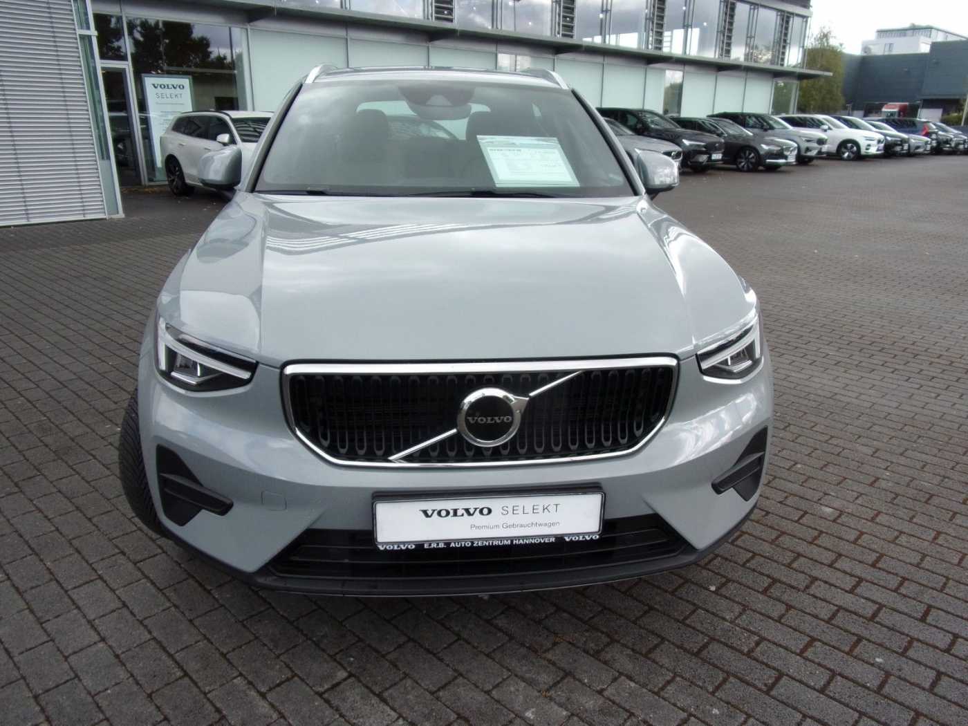 Volvo  T2 Core 2WD