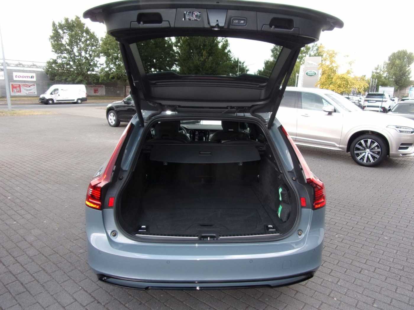 Volvo  Kombi B5 R Design AWD