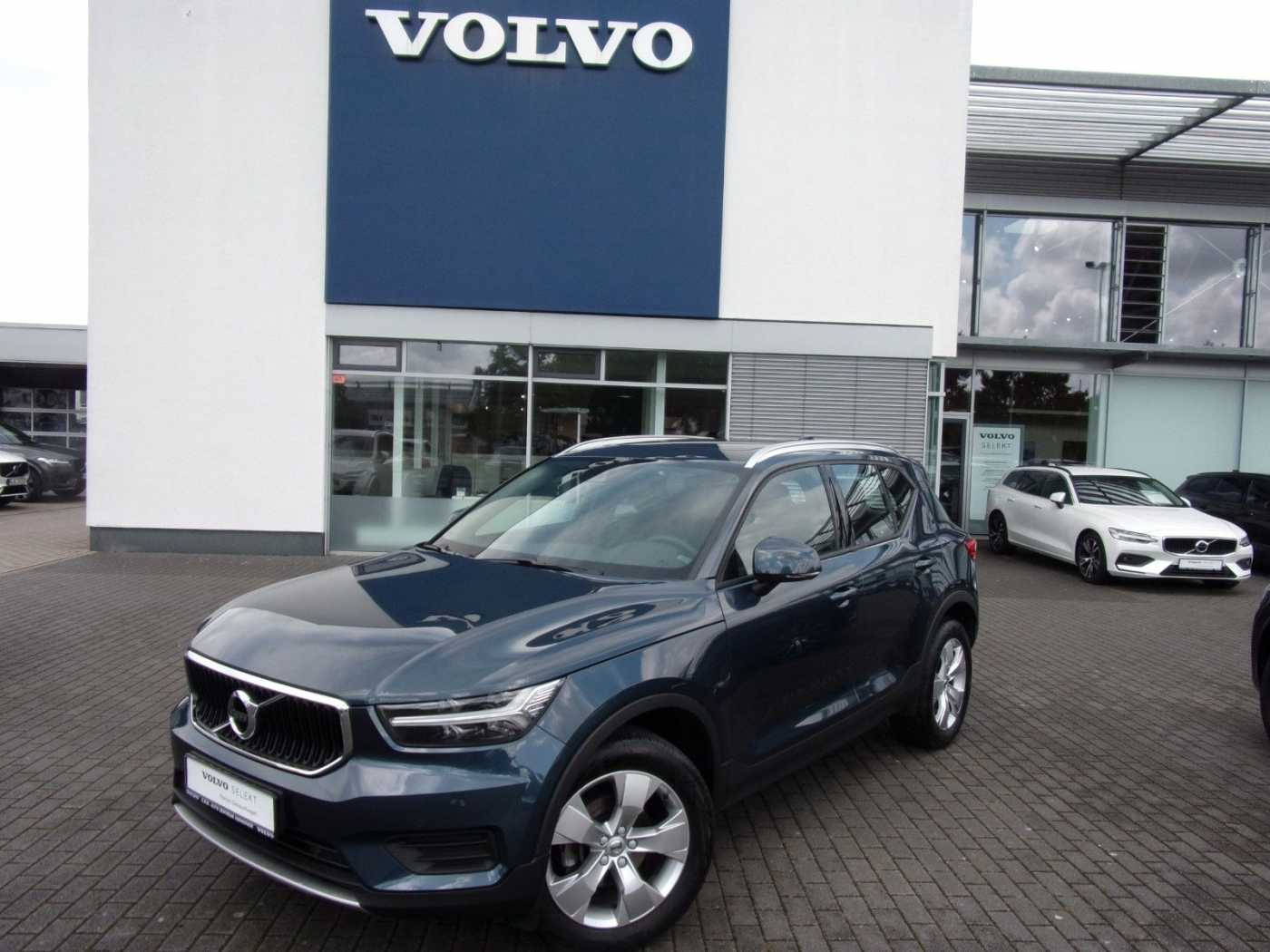 Volvo  T3 Momentum Pro 2WD