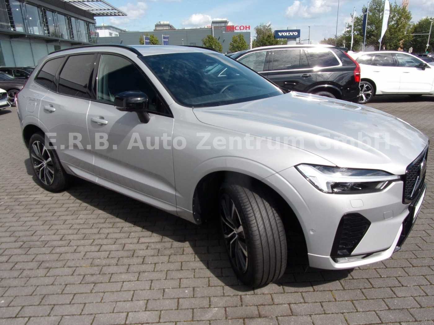Volvo  B4 Ultimate Dark AWD