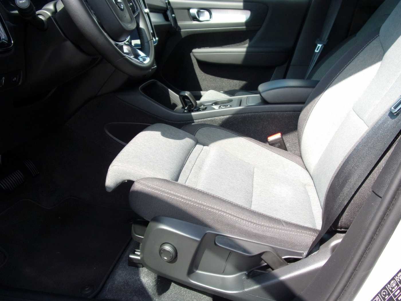 Volvo  Core 2WD