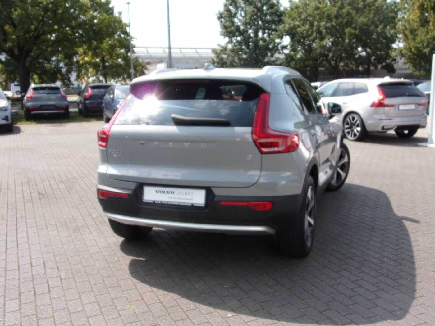 Volvo  Core 2WD