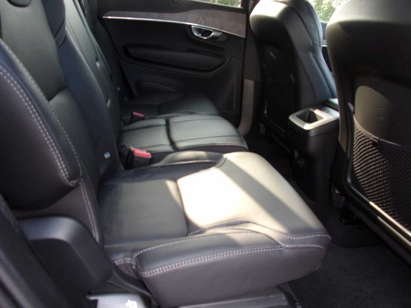 Volvo  Plus Bright AWD