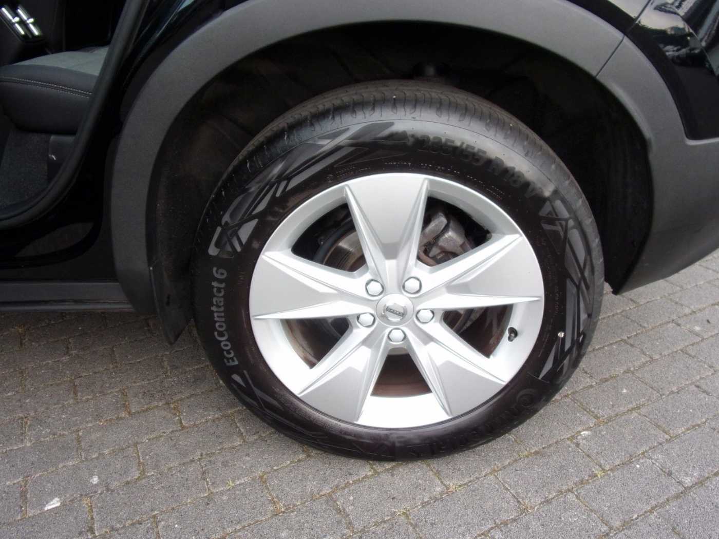 Volvo  Core 2WD