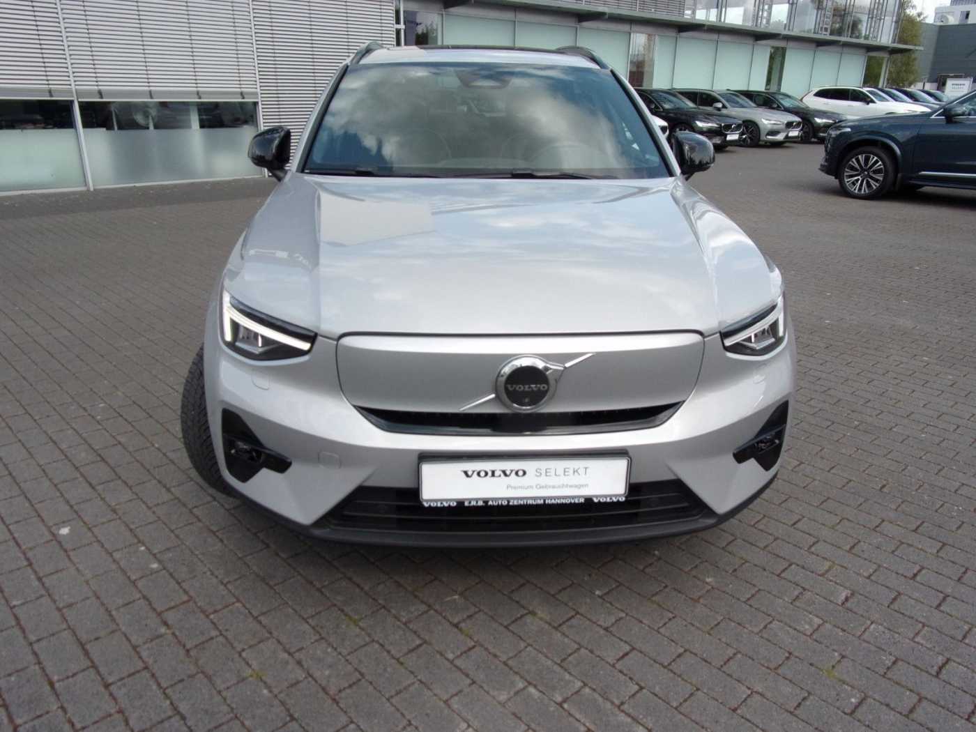 Volvo  Pro Pure Electric 2WD