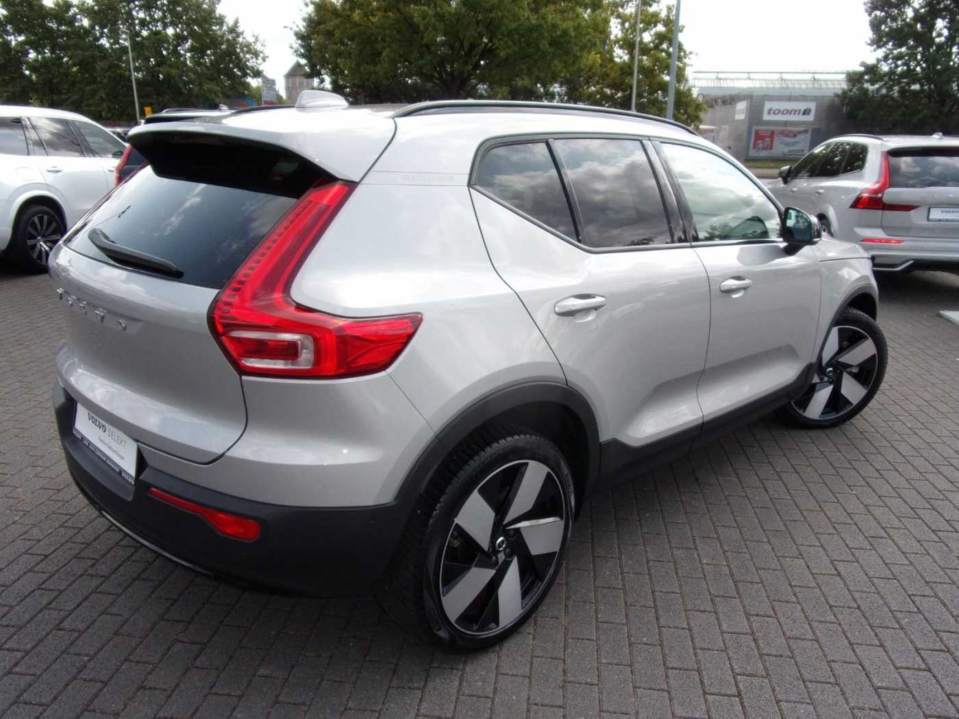 Volvo  Pro Pure Electric 2WD