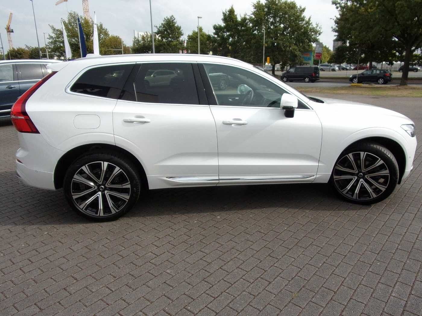 Volvo  B4 D AWD Ultimate Bright Auto
