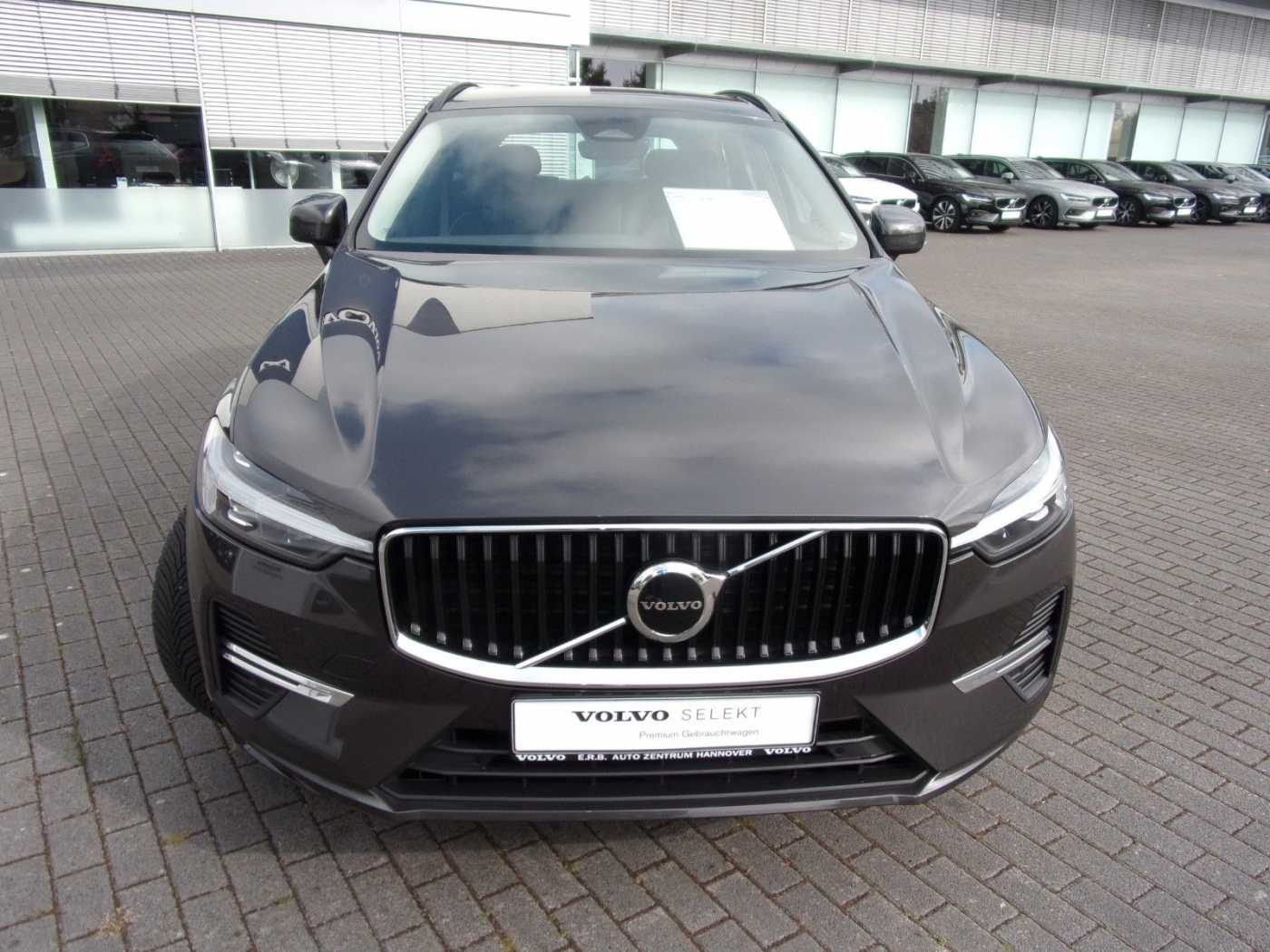 Volvo  B4 Core 2WD
