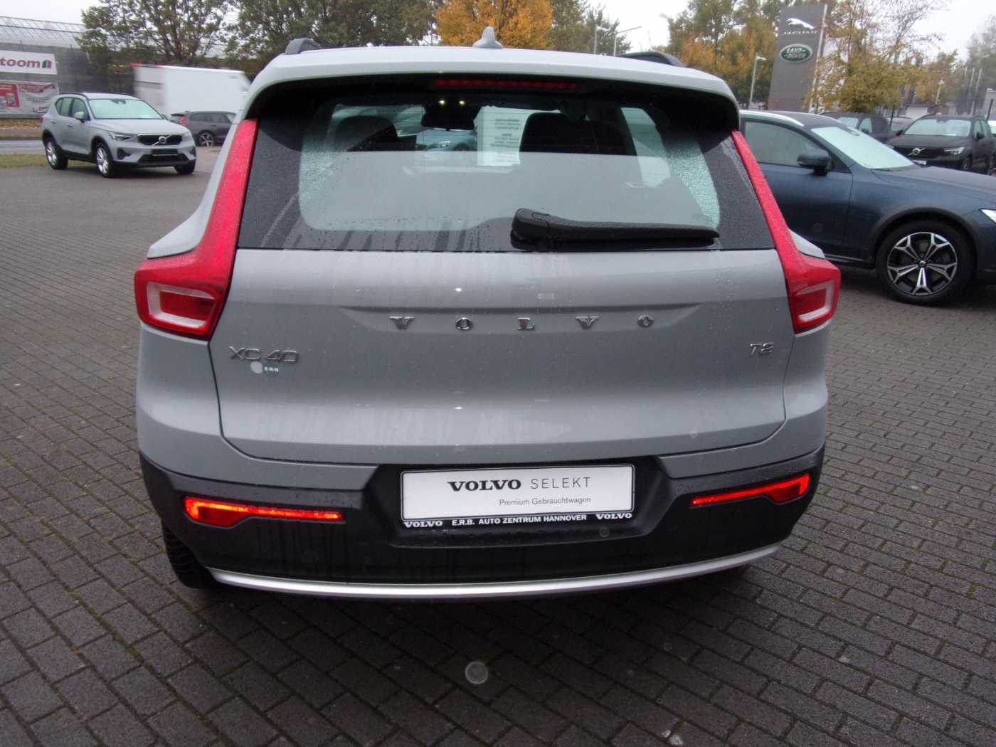 Volvo  T2 Essential 2WD