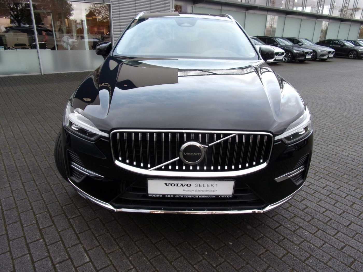 Volvo  B4 Plus Bright 2WD