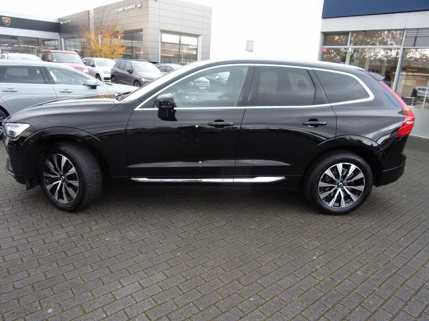 Volvo  B4 Plus Bright 2WD