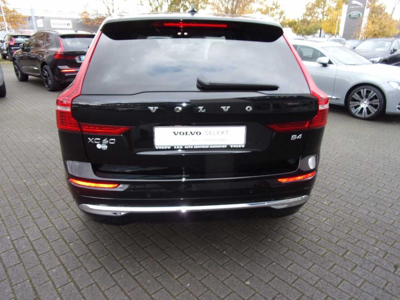 Volvo  B4 Plus Bright 2WD