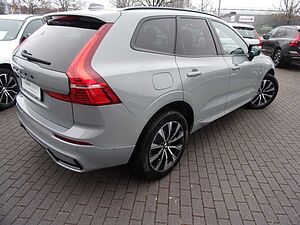 Volvo  B4 Plus Dark 2WD