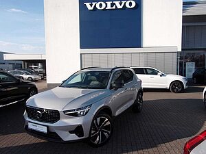 Volvo  B3 Plus Dark 2WD