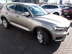 Volvo  T3  Momentum Pro 2WD