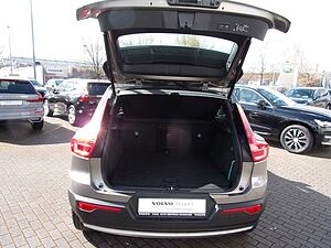 Volvo  T3  Momentum Pro 2WD