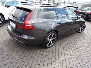 Volvo  B4  Kombi Plus Dark