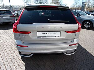 Volvo  B4 Plus Dark 2WD