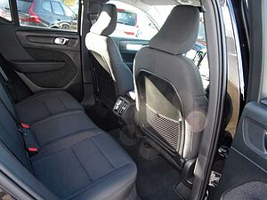 Volvo  T3 Momentum Pro 2WD