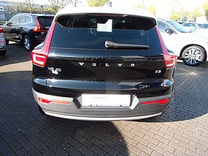 Volvo  T3 Momentum Pro 2WD