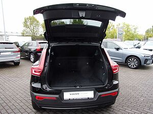 Volvo  B3 Plus Dark 2WD