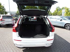 Volvo  B4 Inscription 2WD