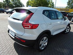 Volvo  T3 Momentum Pro 2WD