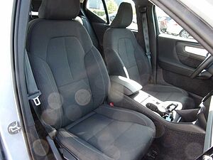 Volvo  T3 Momentum Pro 2WD