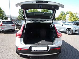Volvo  T3 Momentum Pro 2WD