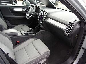 Volvo  T2 Core 2WD