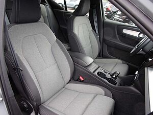 Volvo  T2 Core 2WD
