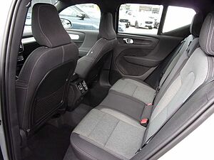 Volvo  T2 Core 2WD