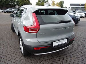 Volvo  T2 Core 2WD