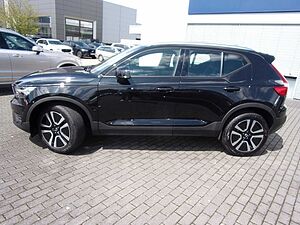 Volvo  T3 Momentum Pro 2WD